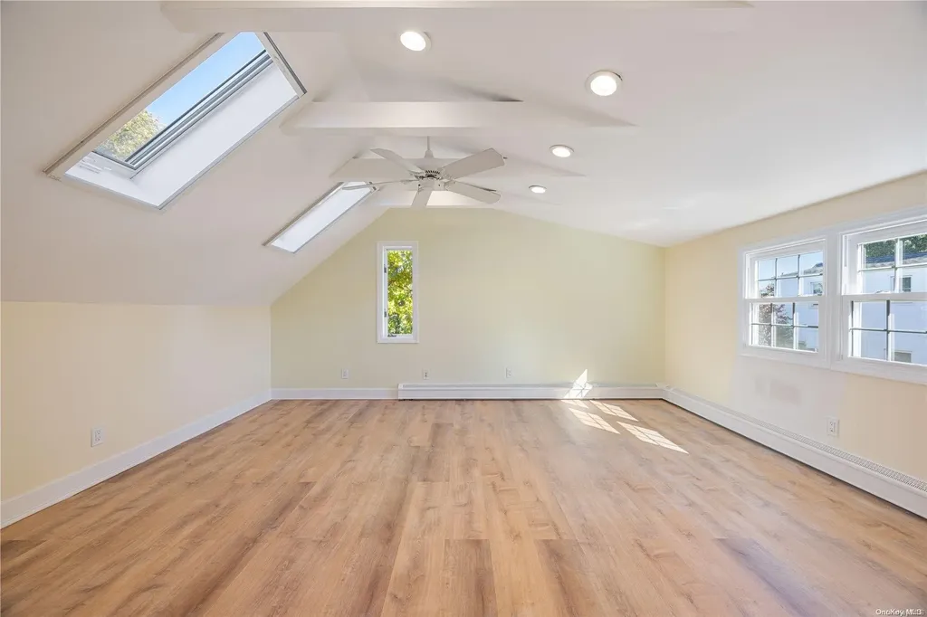 2859 Weeks Avenue Oceanside NY 11572