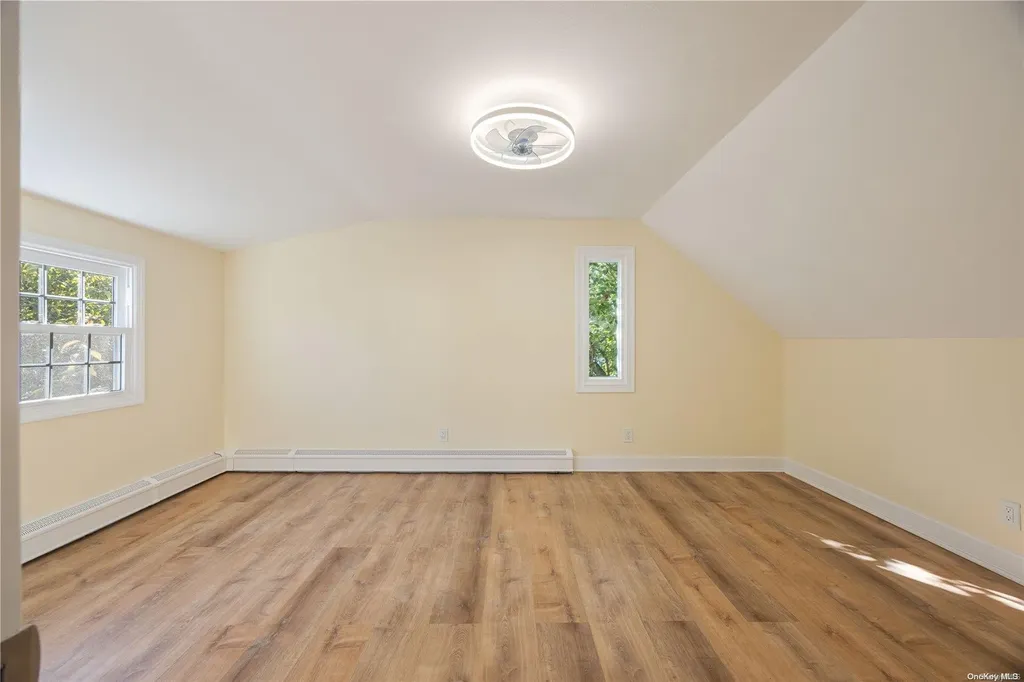 2859 Weeks Avenue Oceanside NY 11572