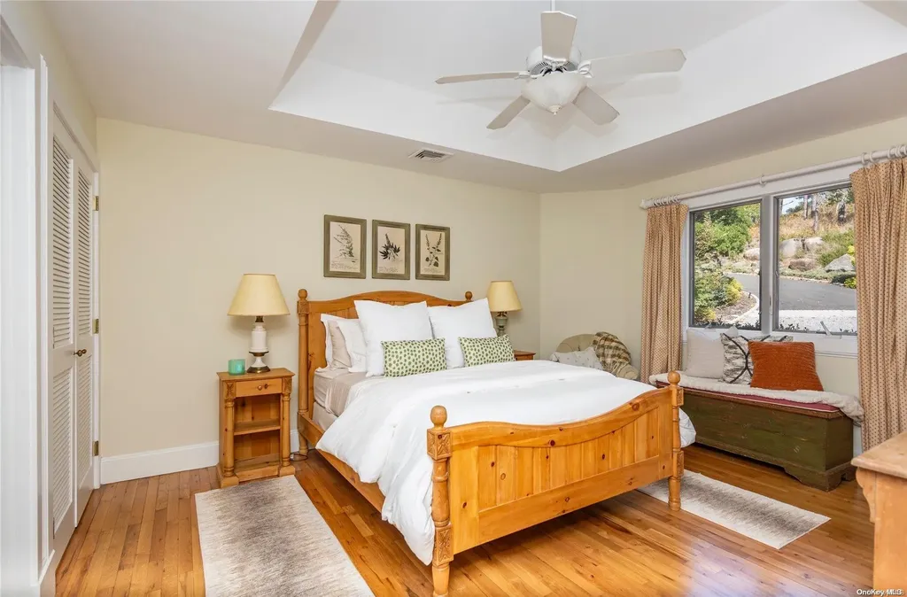 8 Peconic Road Southampton NY 11968