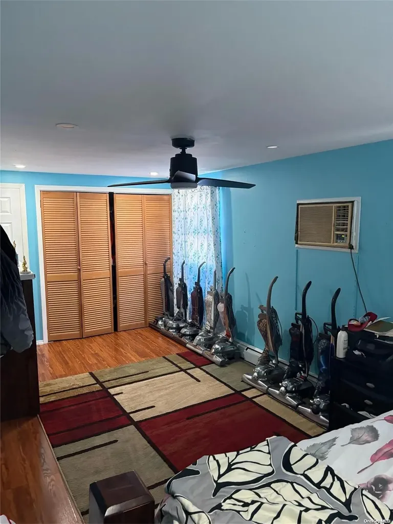 48 Bayview Avenue Valley Stream NY 11581