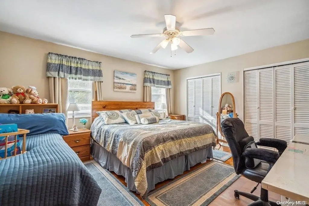 52 Steven Place Smithtown NY 11787