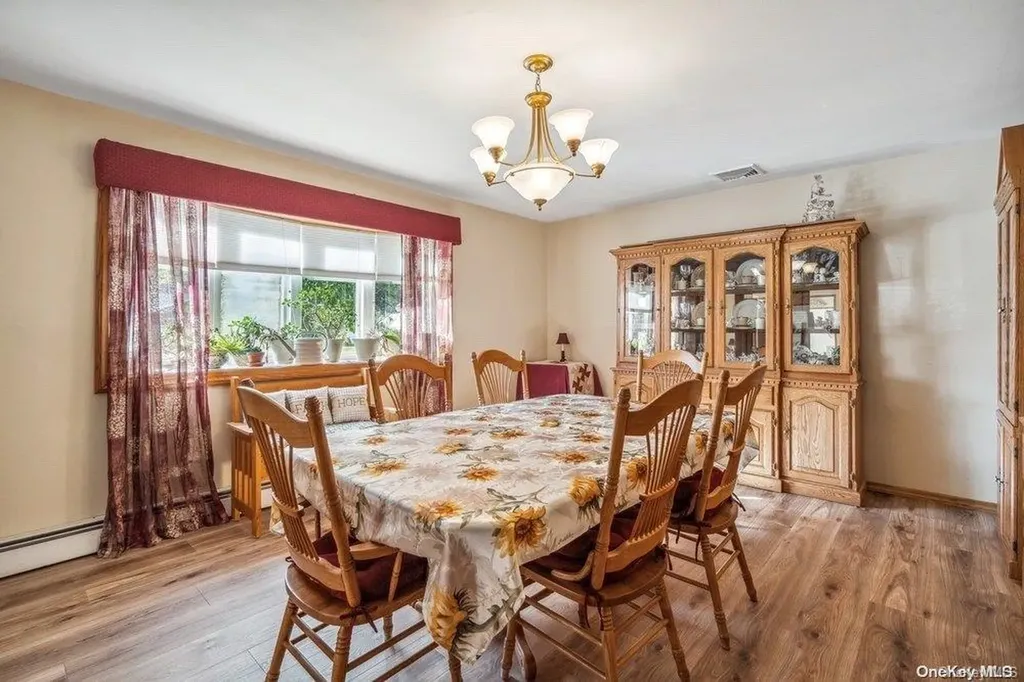 52 Steven Place Smithtown NY 11787