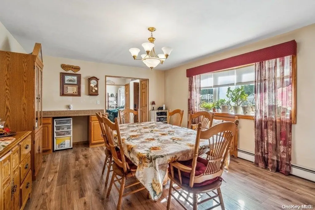52 Steven Place Smithtown NY 11787