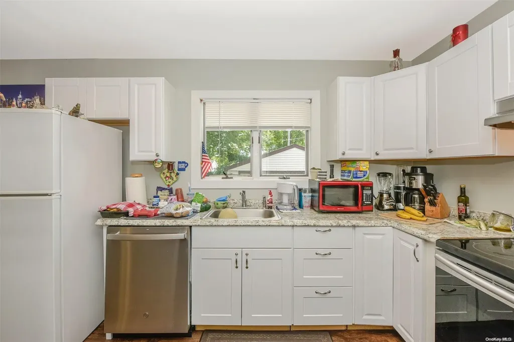 22 Elwood Road Centereach NY 11720