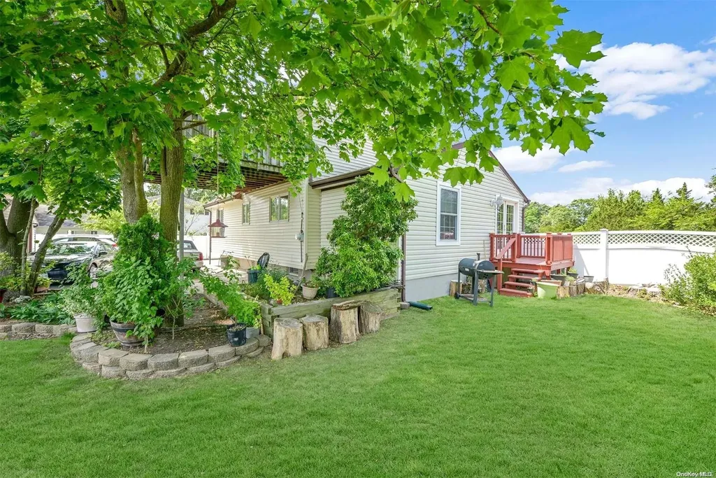 22 Elwood Road Centereach NY 11720
