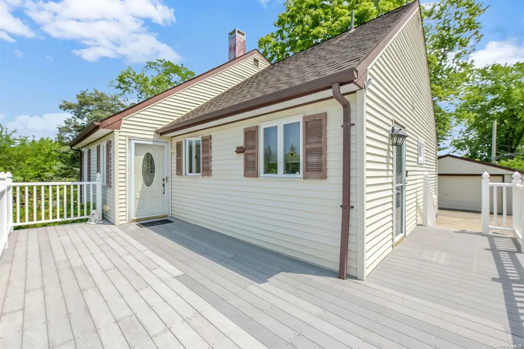 22 Elwood Road Centereach NY 11720