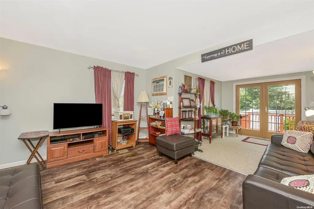 22 Elwood Road Centereach NY 11720