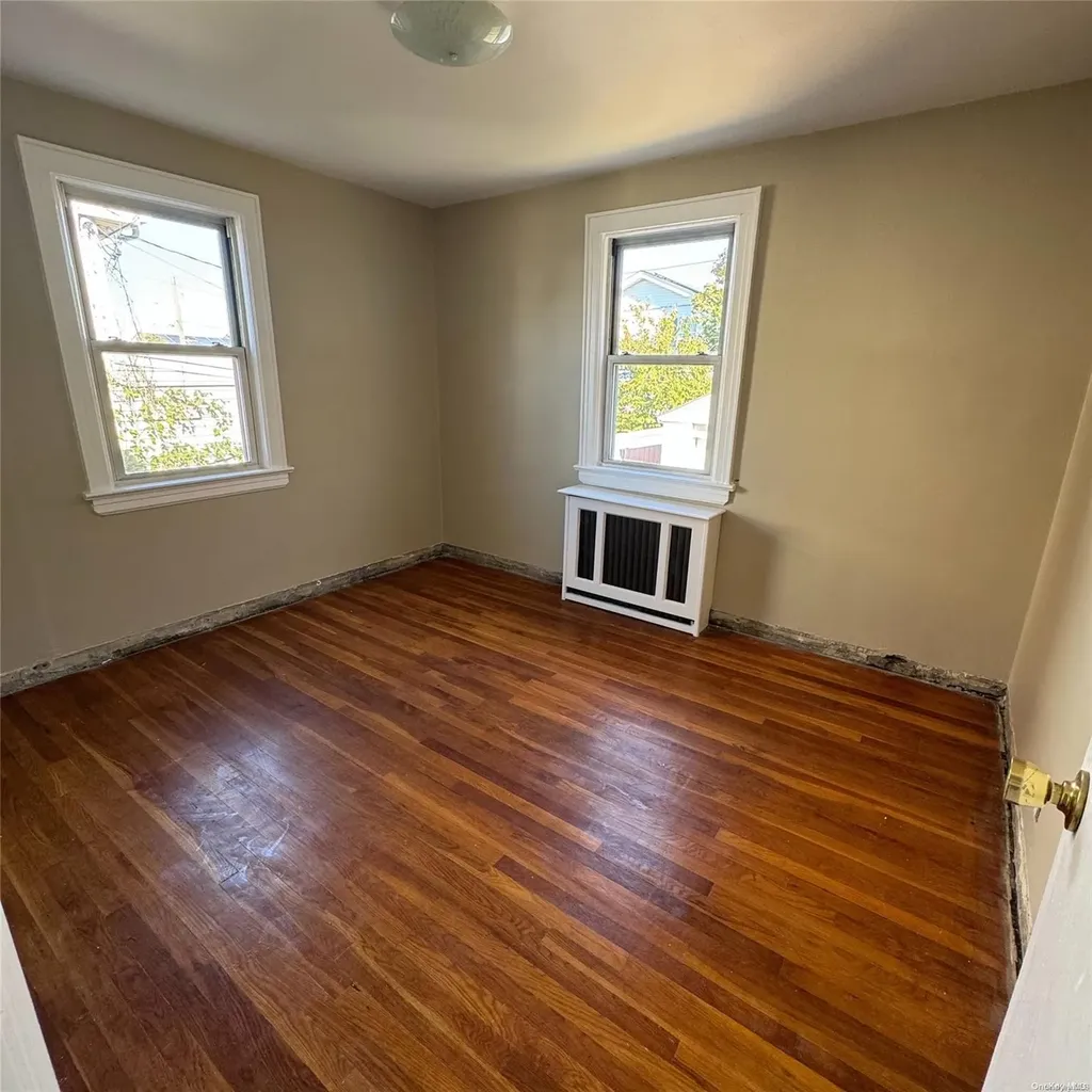 91 Ostend Road Island Park NY 11558