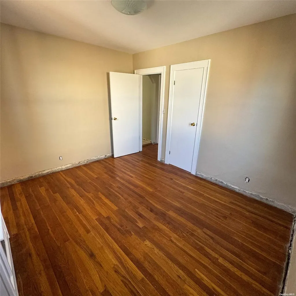 91 Ostend Road Island Park NY 11558