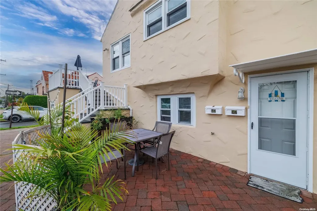 147 Mitchell Avenue Long Beach NY 11561
