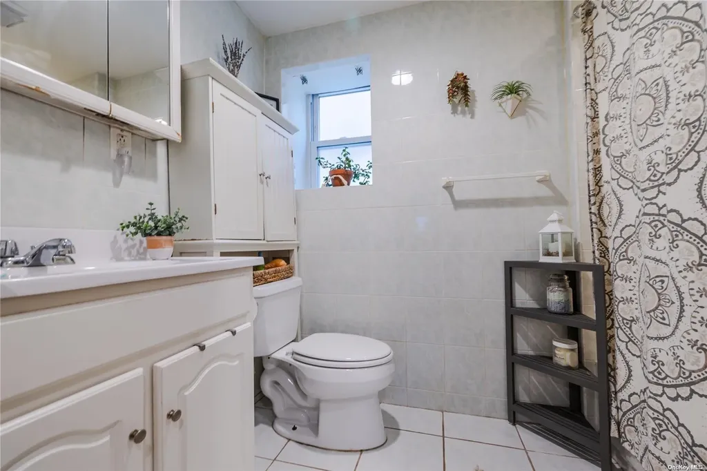 147 Mitchell Avenue Long Beach NY 11561
