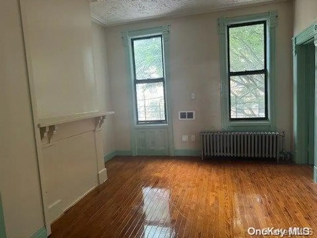 496 Lincoln Avenue Brooklyn NY 11208
