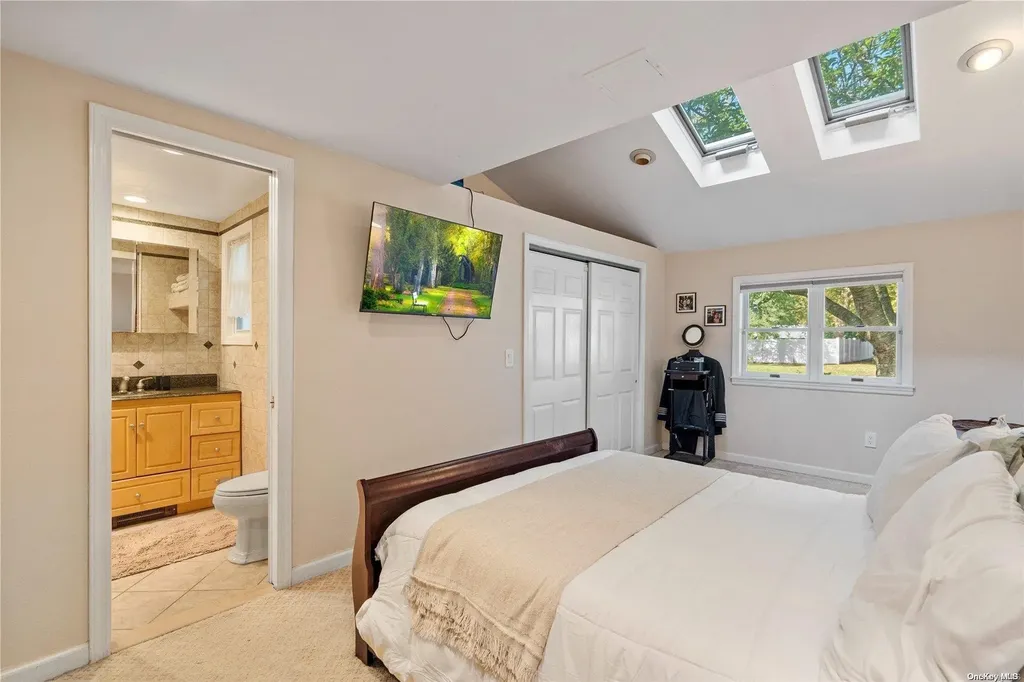 34 Daniel Drive Glen Cove NY 11542