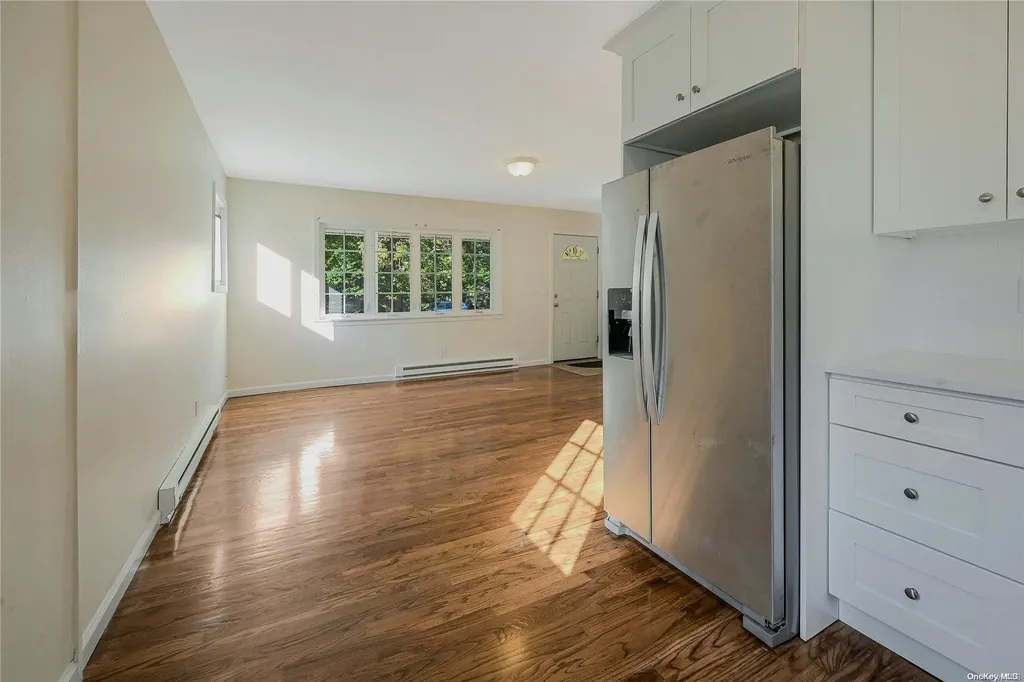 10 Marie Lane Coram NY 11727