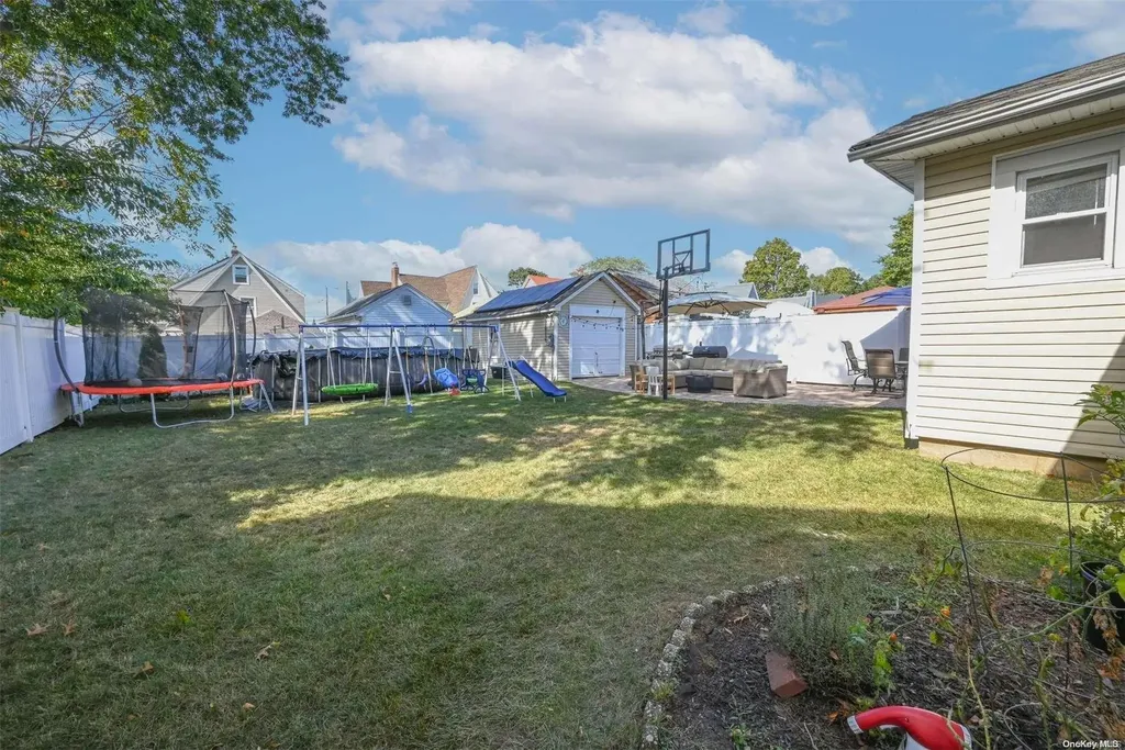 110 Parsons Drive Hempstead NY 11550