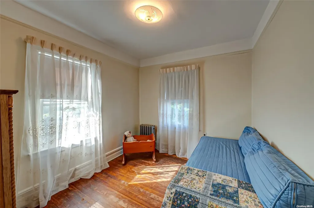 37 Florence Avenue Hempstead NY 11550