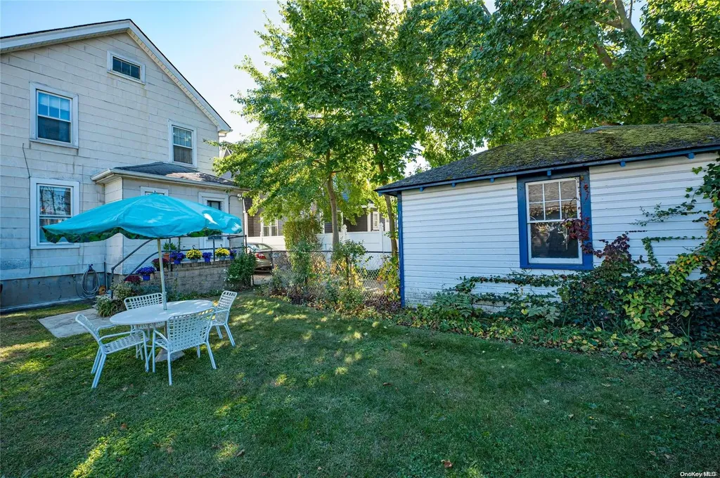 37 Florence Avenue Hempstead NY 11550