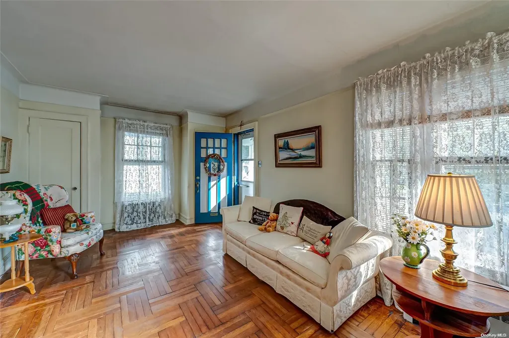 37 Florence Avenue Hempstead NY 11550