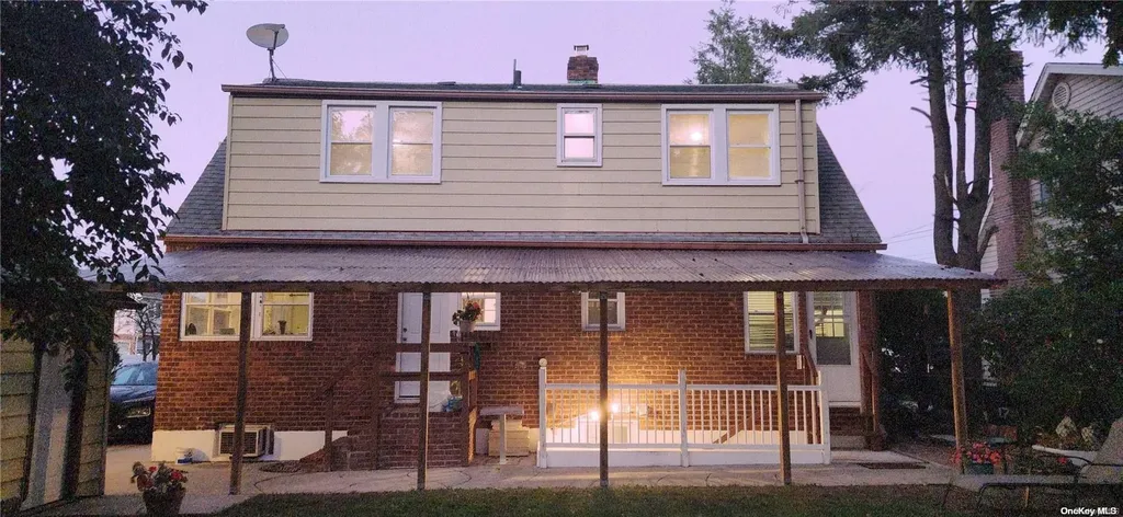 167 Salem Road Valley Stream NY 11580