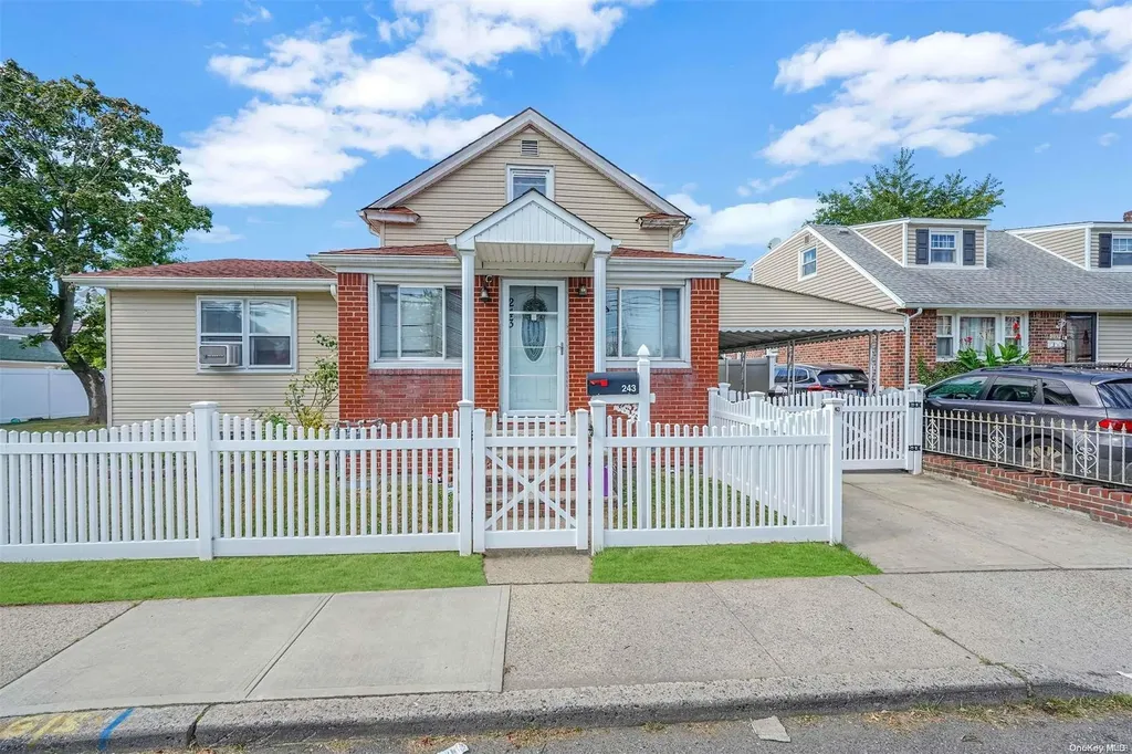 243 Biltmore Avenue Elmont NY 11003