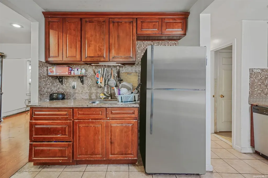 243 Biltmore Avenue Elmont NY 11003