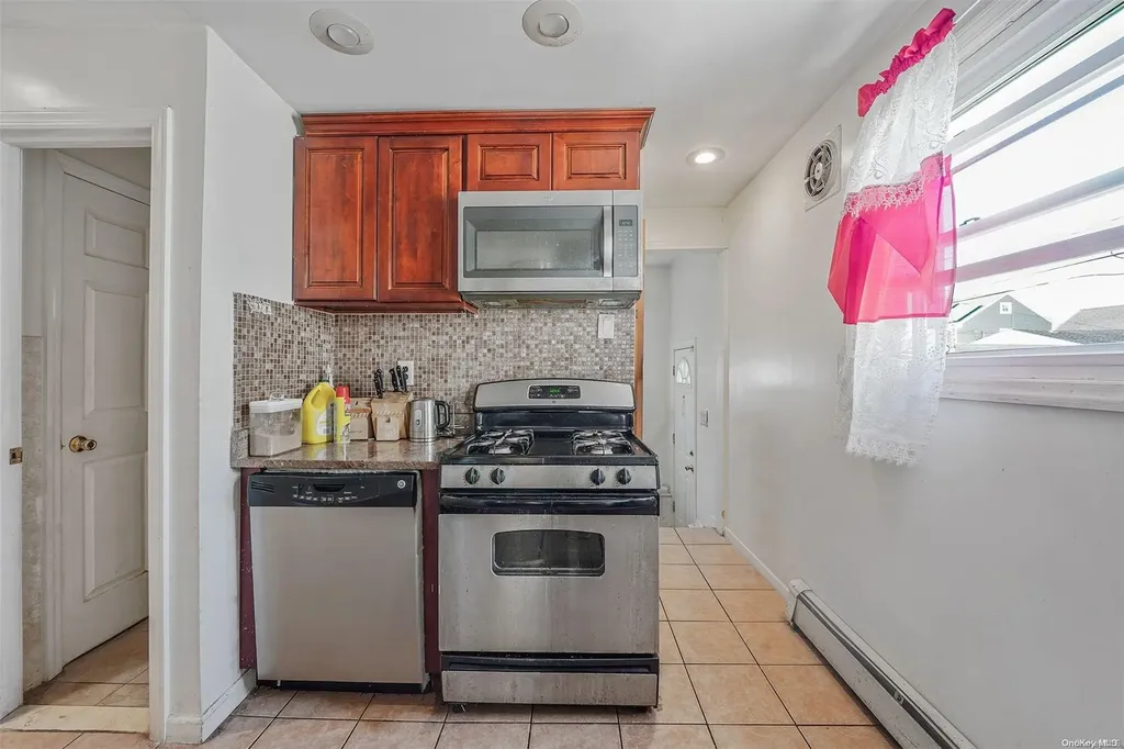 243 Biltmore Avenue Elmont NY 11003
