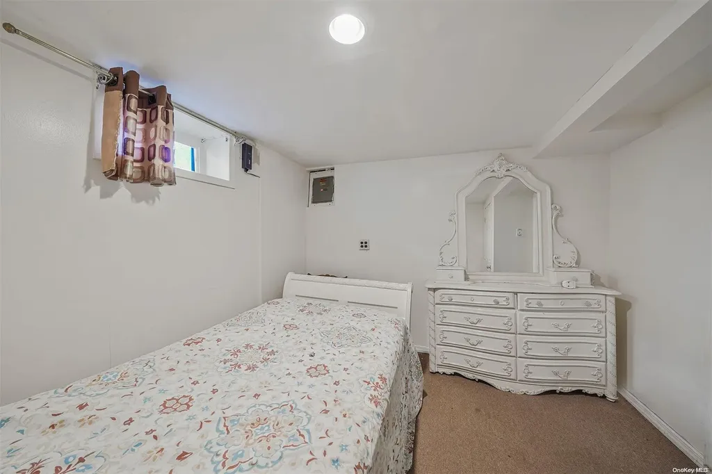 243 Biltmore Avenue Elmont NY 11003