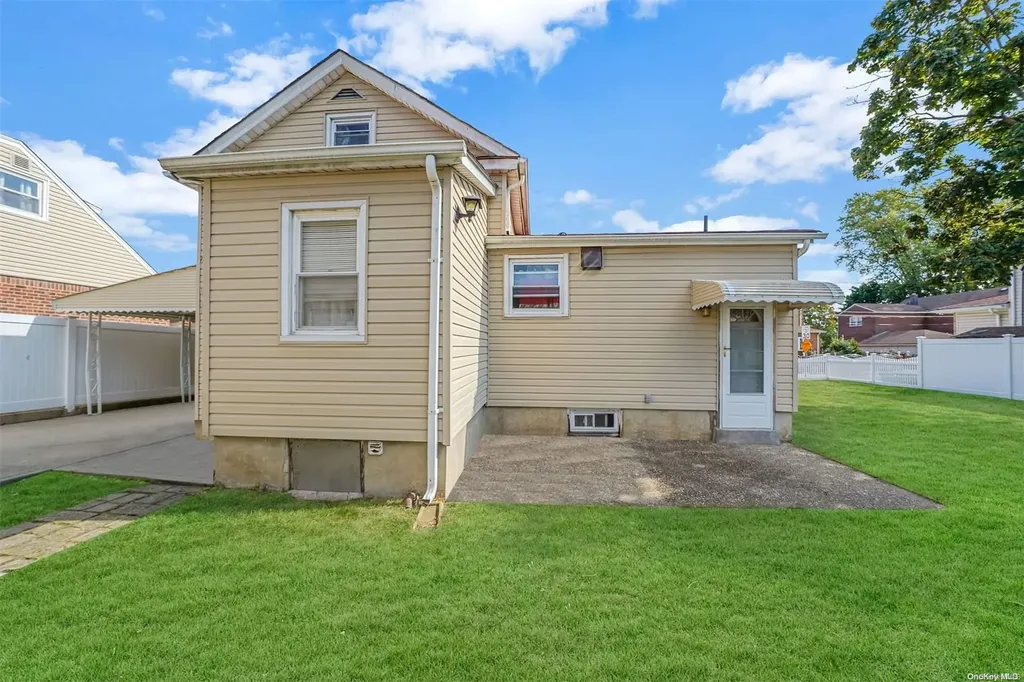 243 Biltmore Avenue Elmont NY 11003