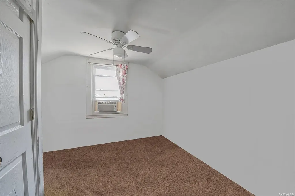 243 Biltmore Avenue Elmont NY 11003