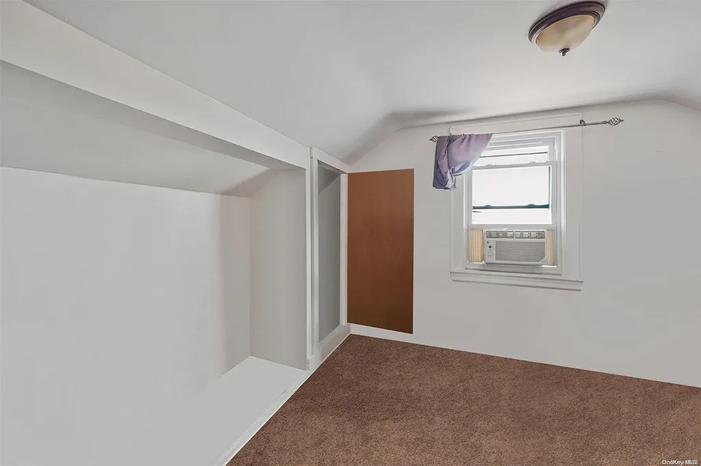 243 Biltmore Avenue Elmont NY 11003