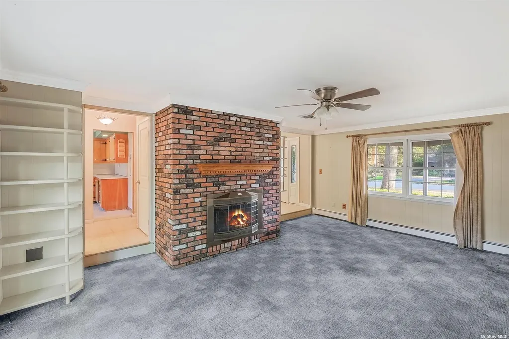 21 Swan View Drive Patchogue NY 11772