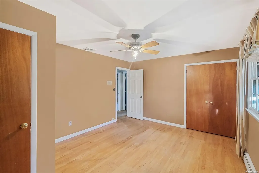 21 Swan View Drive Patchogue NY 11772