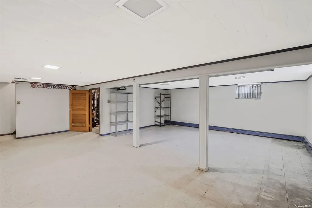 21 Swan View Drive Patchogue NY 11772