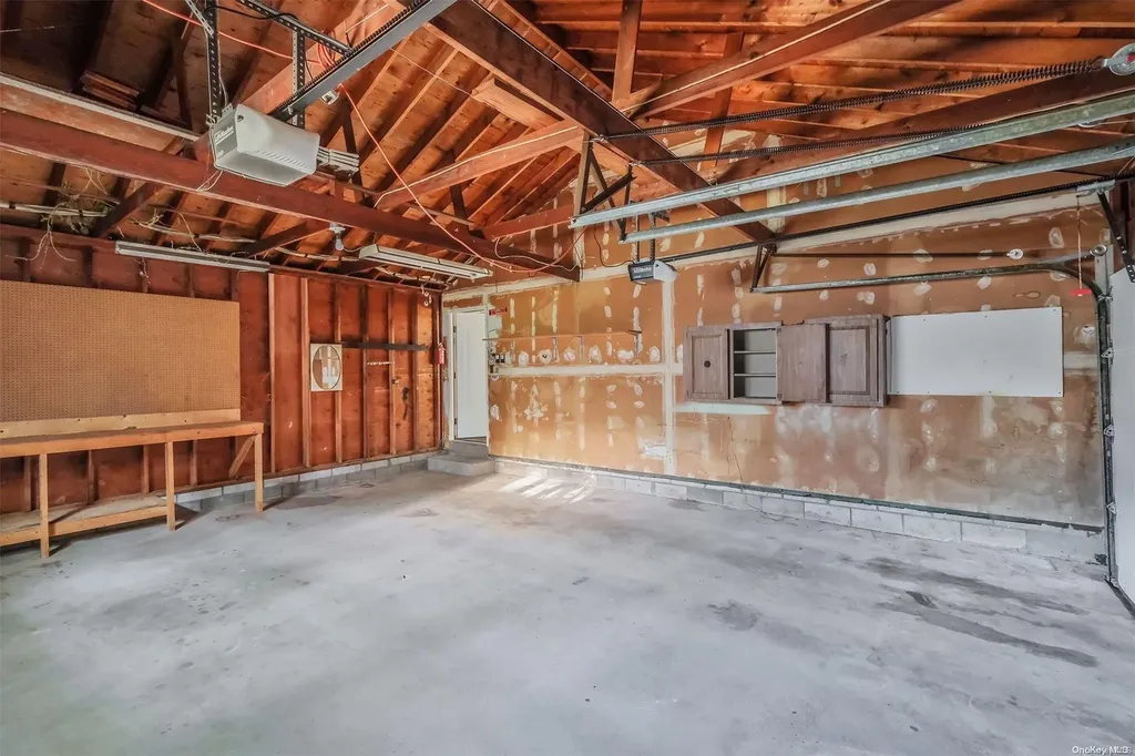 21 Swan View Drive Patchogue NY 11772