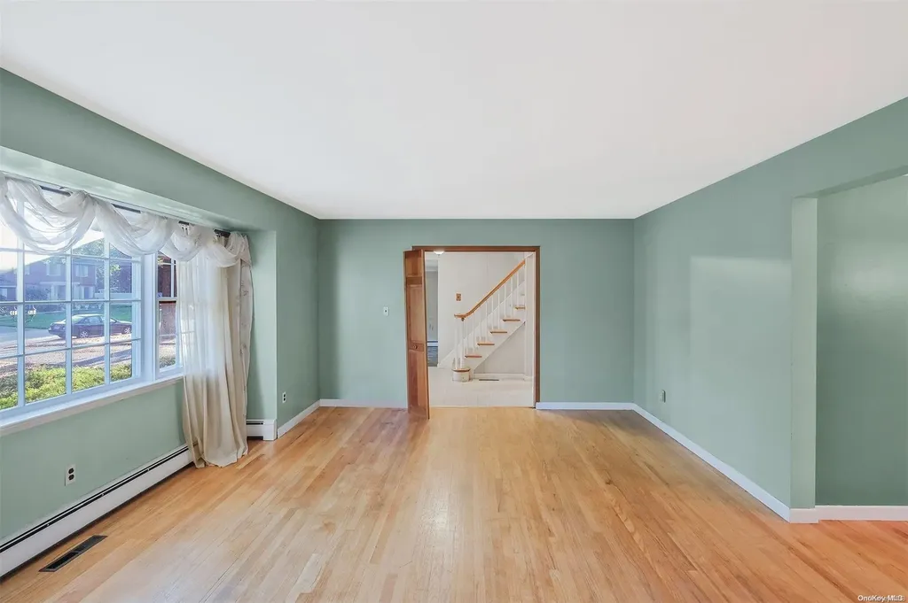 21 Swan View Drive Patchogue NY 11772