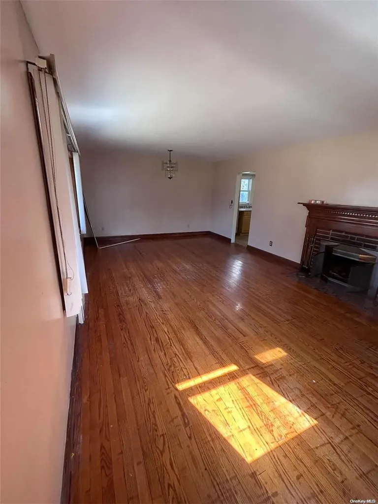 2321 Harrison Avenue Baldwin NY 11510