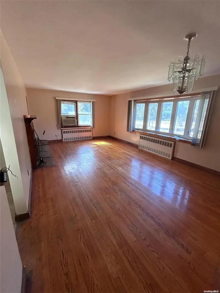 2321 Harrison Avenue Baldwin NY 11510