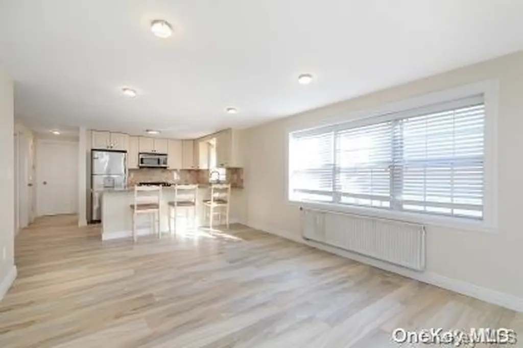 108 Neptune Boulevard Long Beach NY 11561