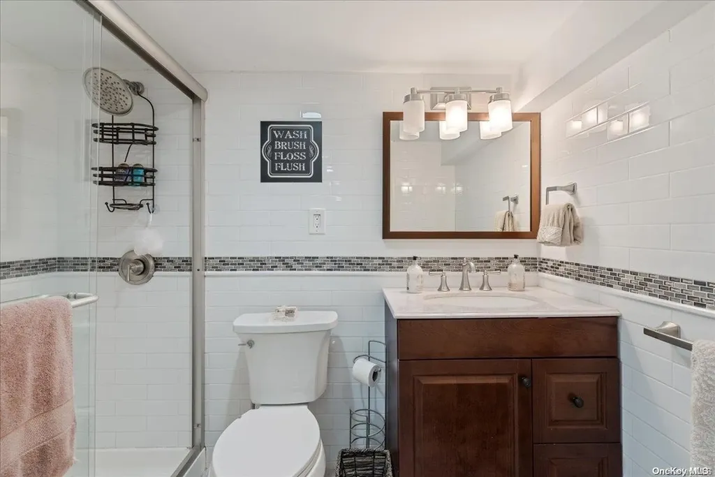 704 Sunrise Avenue Bellmore NY 11710
