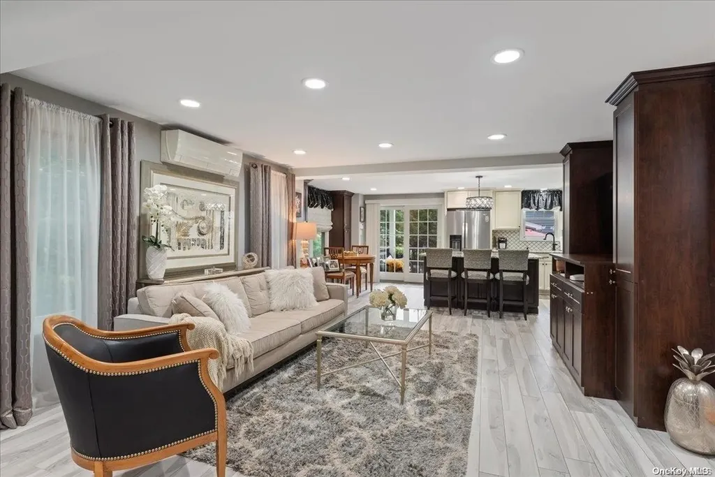 704 Sunrise Avenue Bellmore NY 11710