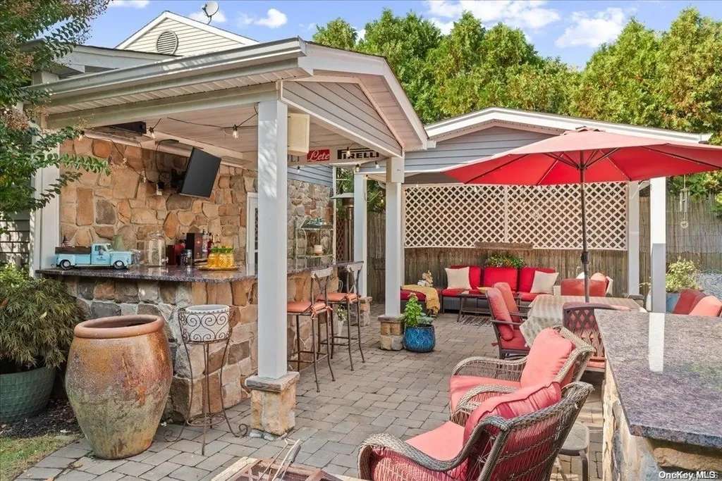 704 Sunrise Avenue Bellmore NY 11710