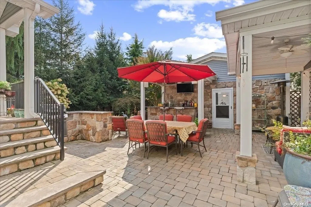 704 Sunrise Avenue Bellmore NY 11710
