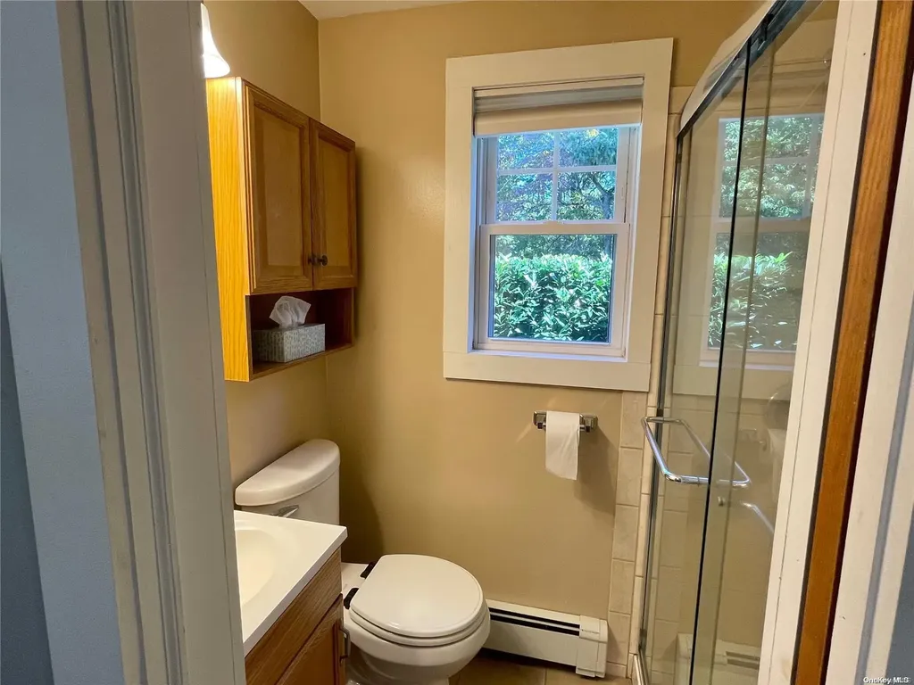 77 Boulevard Avenue Greenlawn NY 11740