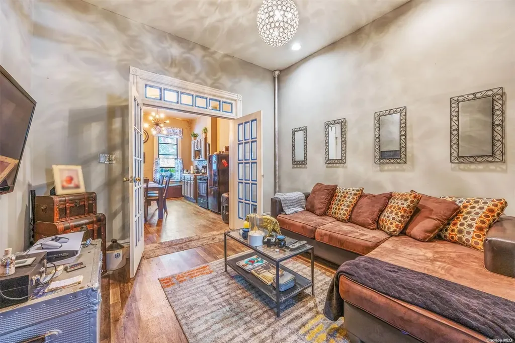 102 Himrod Street Brooklyn NY 11221