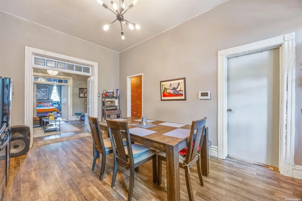 102 Himrod Street Brooklyn NY 11221