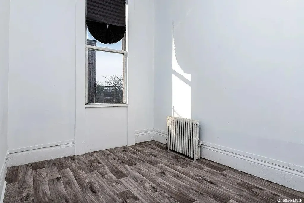 102 Himrod Street Brooklyn NY 11221