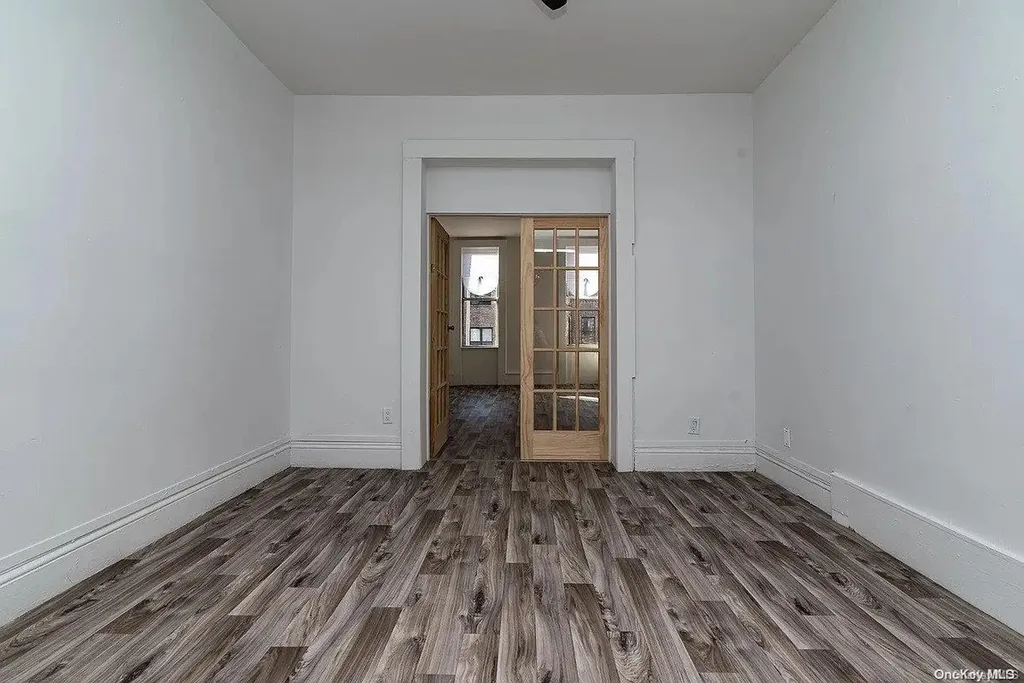 102 Himrod Street Brooklyn NY 11221