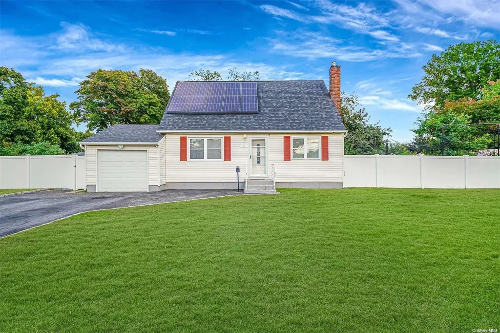 1545 Baldwin Boulevard Bay Shore NY 11706