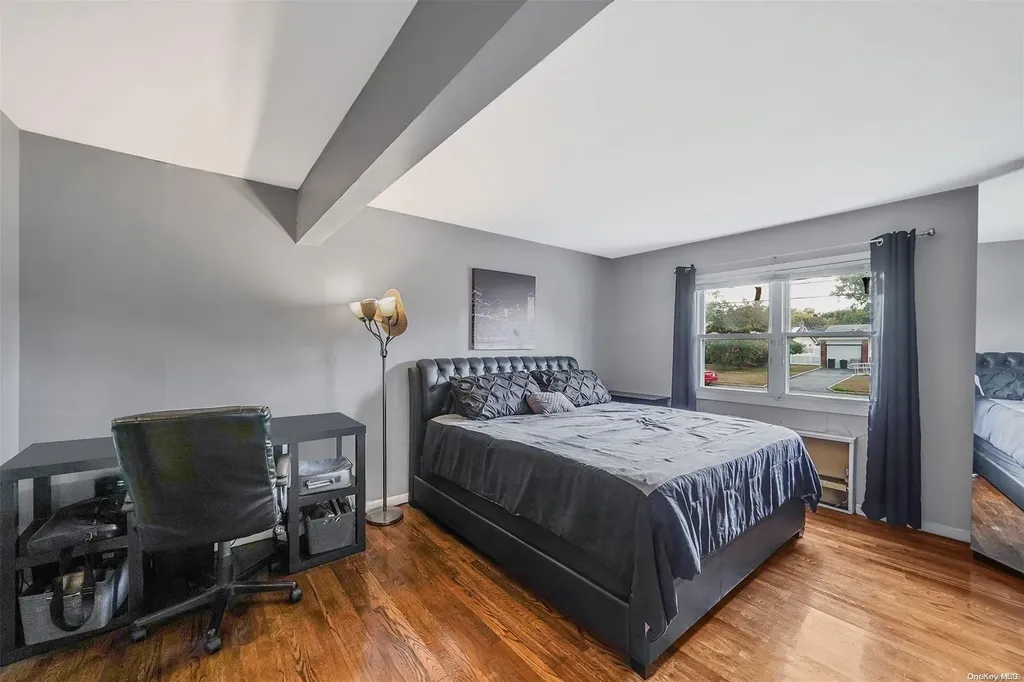 1545 Baldwin Boulevard Bay Shore NY 11706