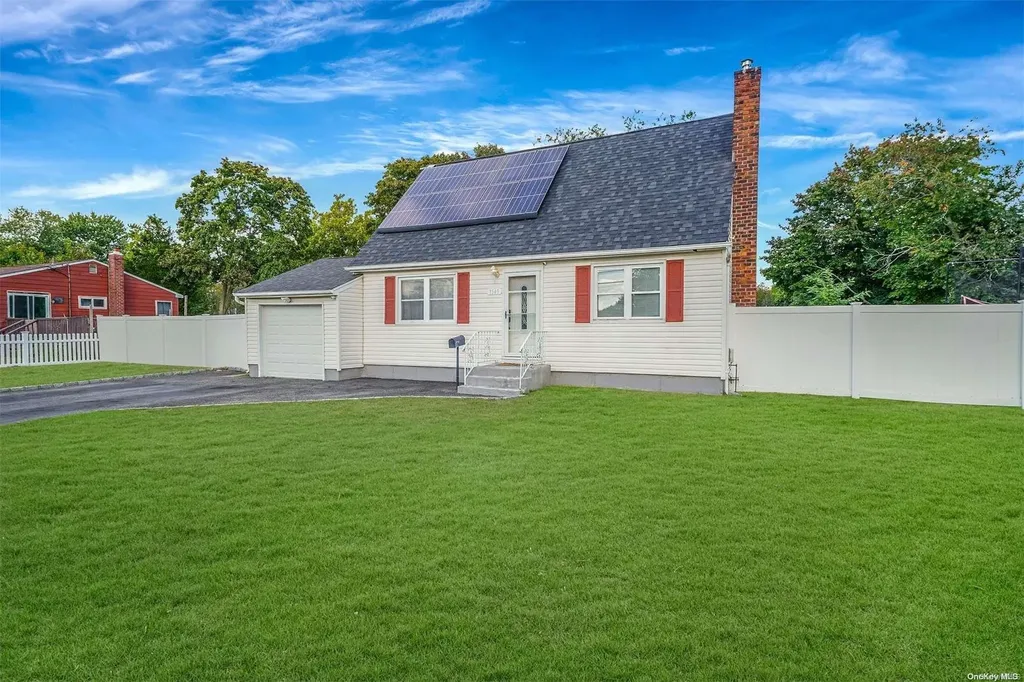 1545 Baldwin Boulevard Bay Shore NY 11706